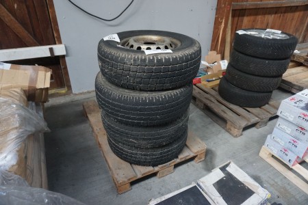 4 pcs. tires with steel rims