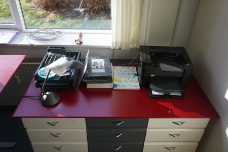 Printer, HP Laserjet, pigeon shot, lamp, etc.