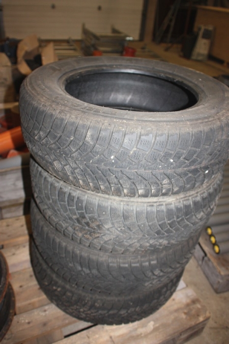 4 x winter tires Firestone 195/65 R15 FW 911 930th Pattern approx. 7 mm