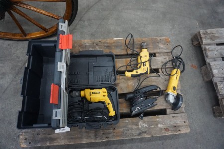 4 pcs. Power tools, Falke, DeWalt and Skillsaw. Incl. Toolbox