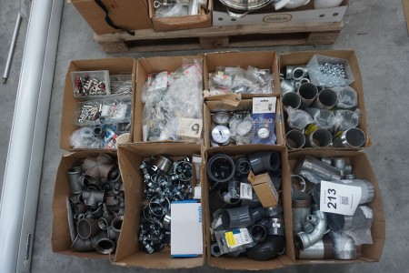 Large batch of valves, fittings, tensioning straps, etc.