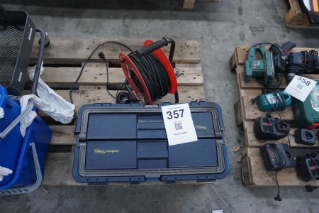 Tool box + cable reel