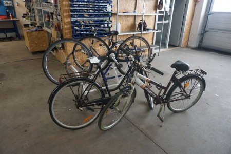 5 pieces. Bicycles