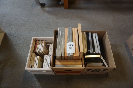3 boxes with various picture frames