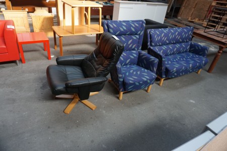 Sofa + 2 Stck. Stühle